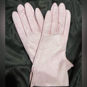 Rare Baby Pink Genuine Leather Gloves 7.5